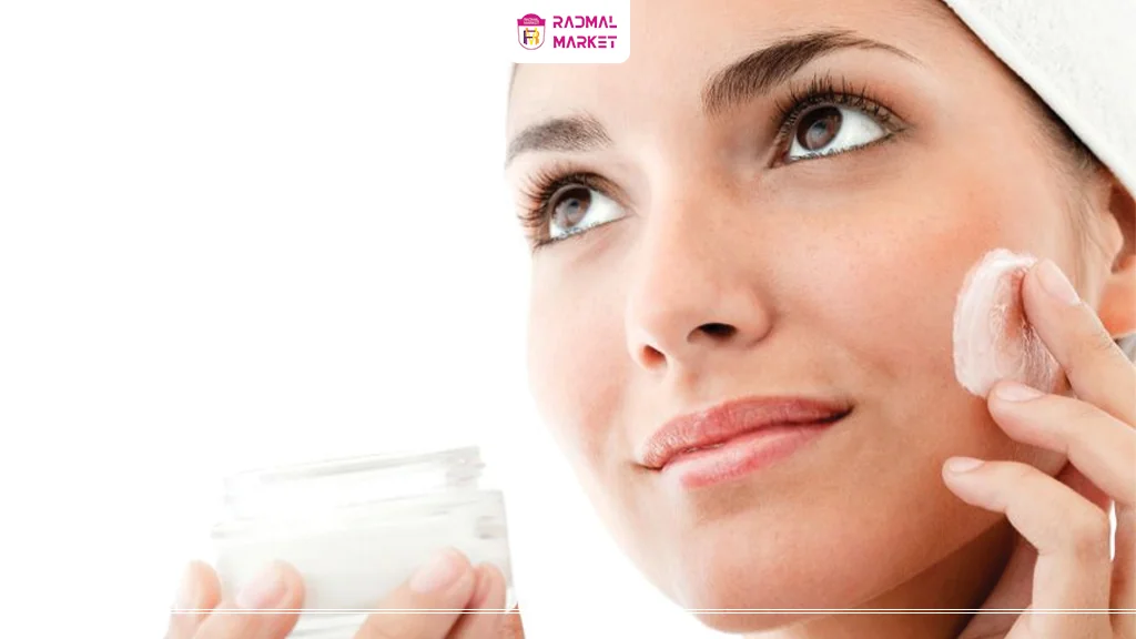 یک مرطوبکننده سبک مناسب باید چه ویژگی هایی داشته باشد؟